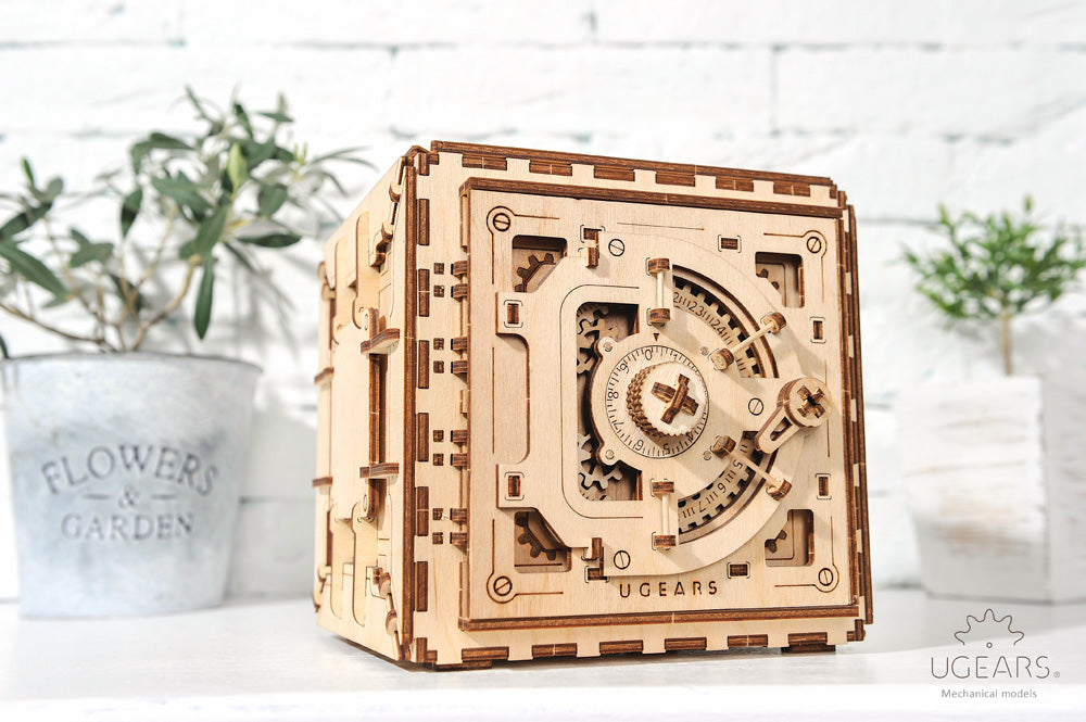 How to put your personal code during the assembly of the Ugears on Safe Vault model