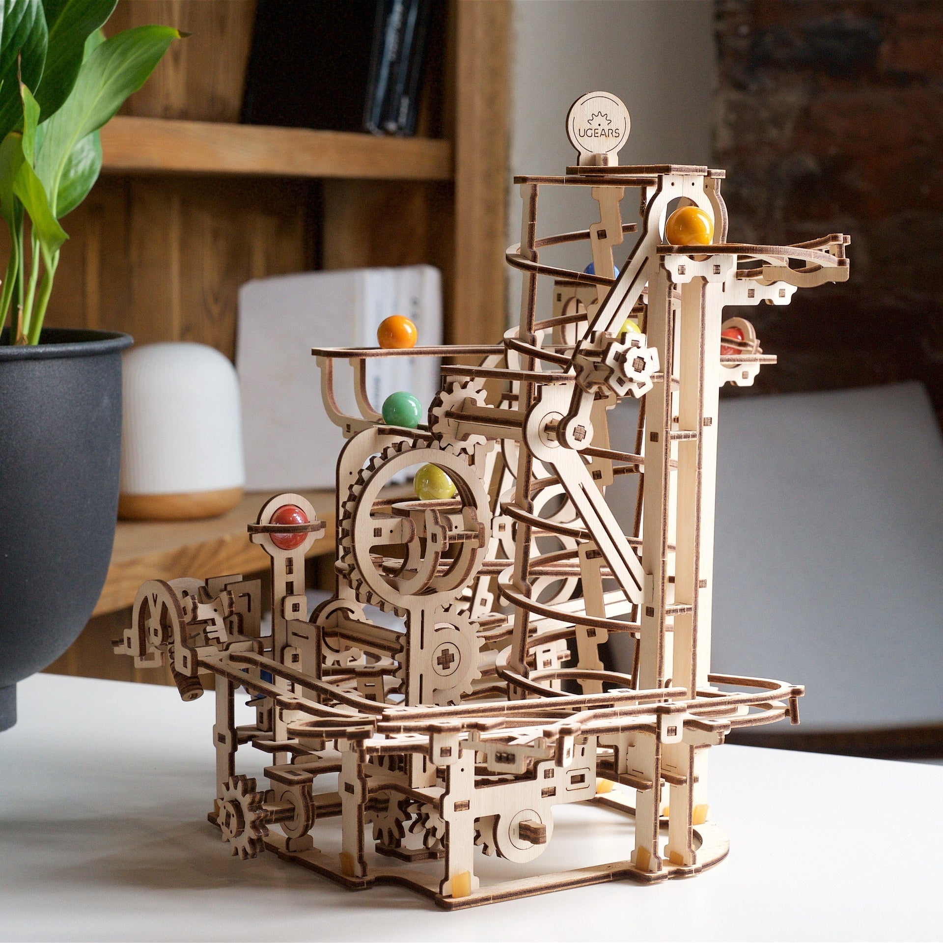 Marble Run Spiral Hoist - Main Image