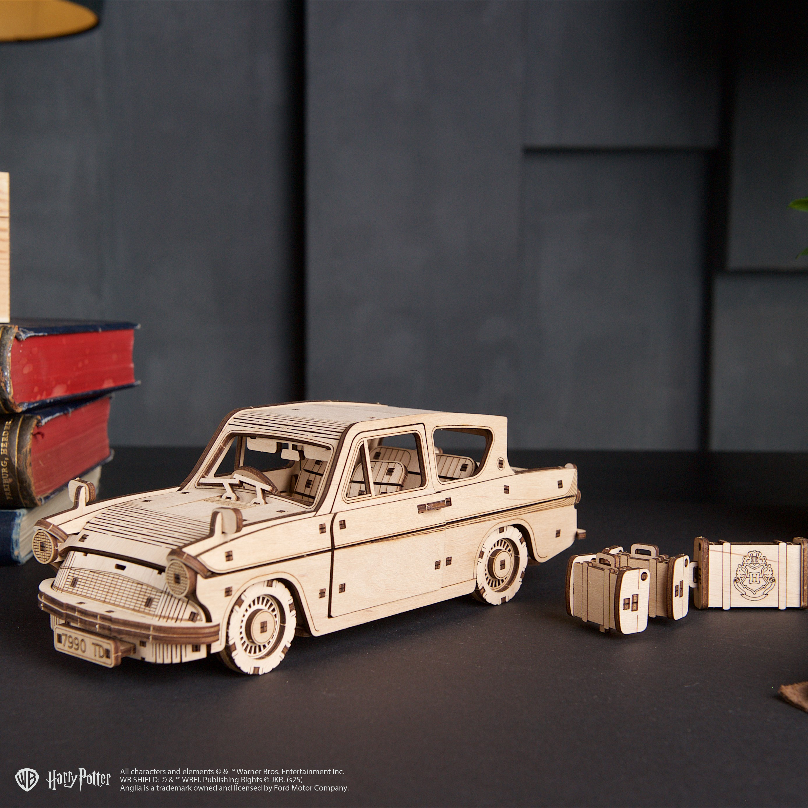 Flying Ford Anglia™ Flying Ford Anglia™